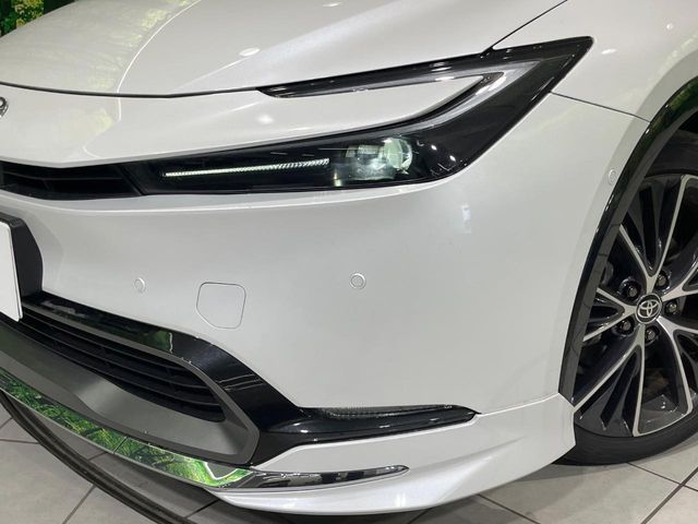 PRIUS 4WD