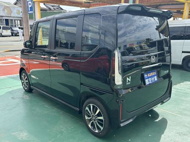 N BOX CUSTOM