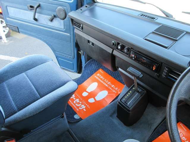 VOLKSWAGEN CARRAVEL