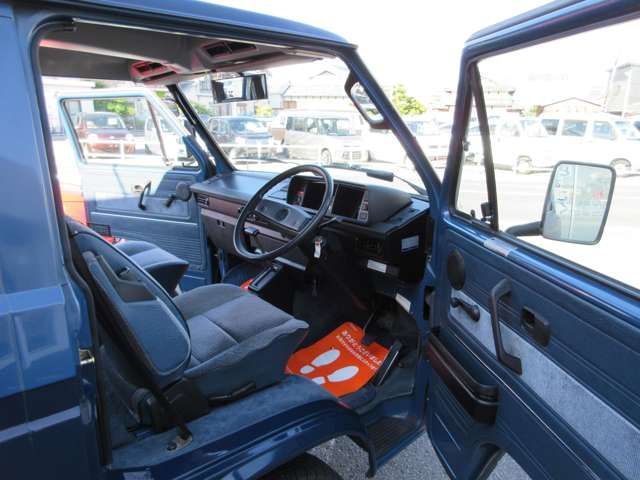 VOLKSWAGEN CARRAVEL