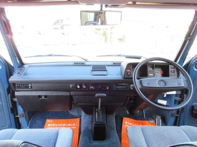VOLKSWAGEN CARRAVEL