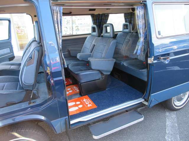 VOLKSWAGEN CARRAVEL