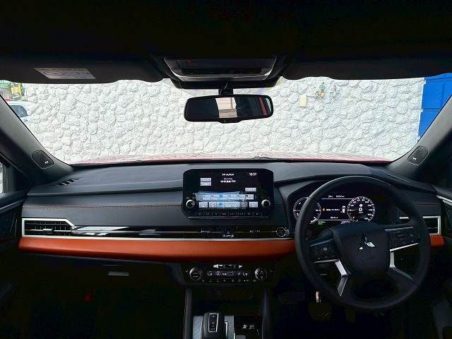 OUTLANDER PHEV