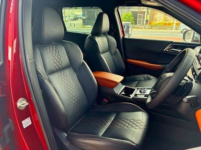 OUTLANDER PHEV