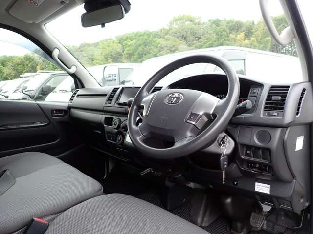 HIACE van 1.2t 2WD