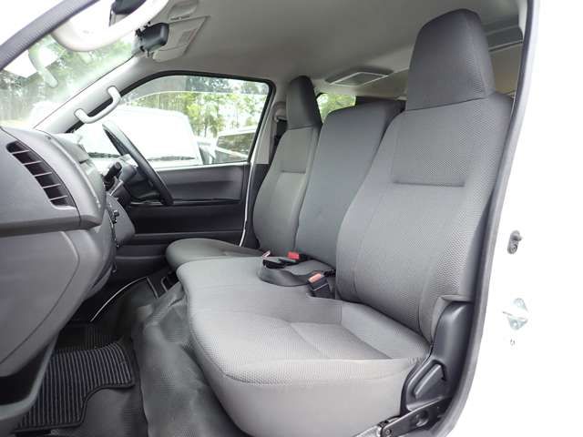 HIACE van 1.2t 2WD