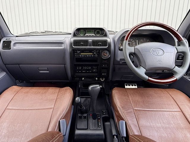 LANDCRUISER PRADO