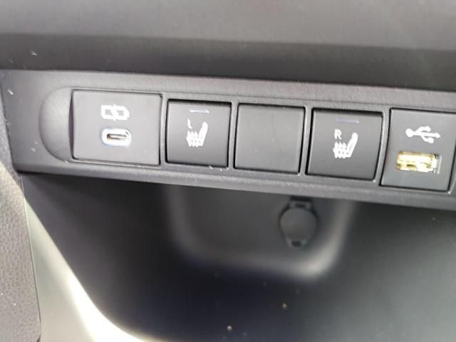 YARIS CROSS HYBRID