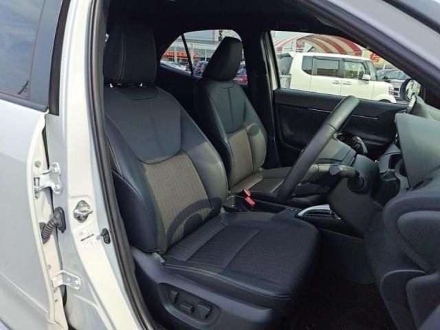 YARIS CROSS HYBRID