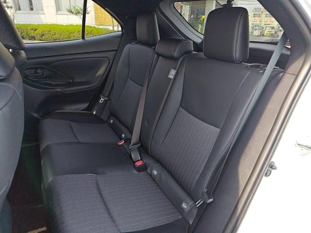 YARIS CROSS HYBRID