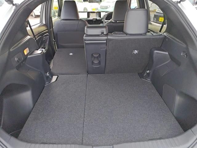 YARIS CROSS HYBRID