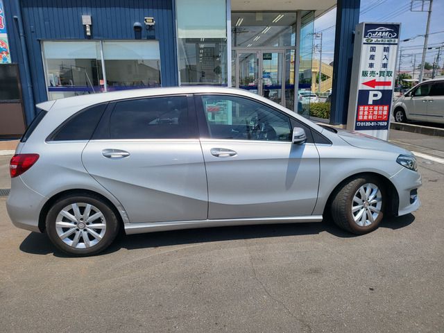 MERCEDES BENZ B class