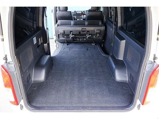 HIACE van 2WD