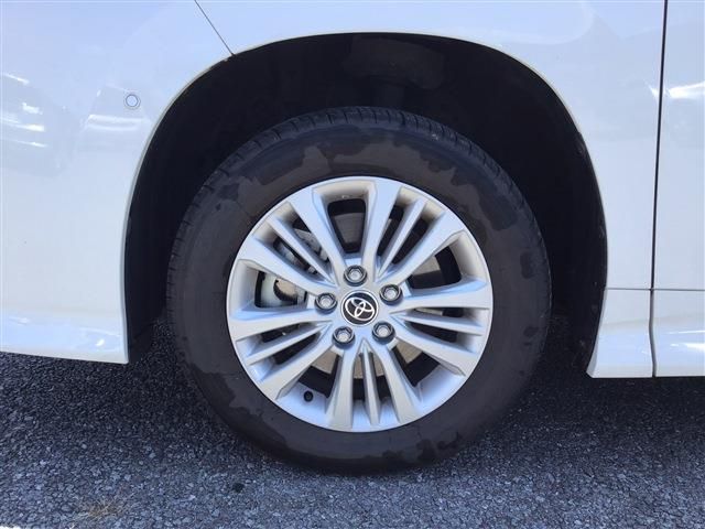 NOAH HYBRID 4WD