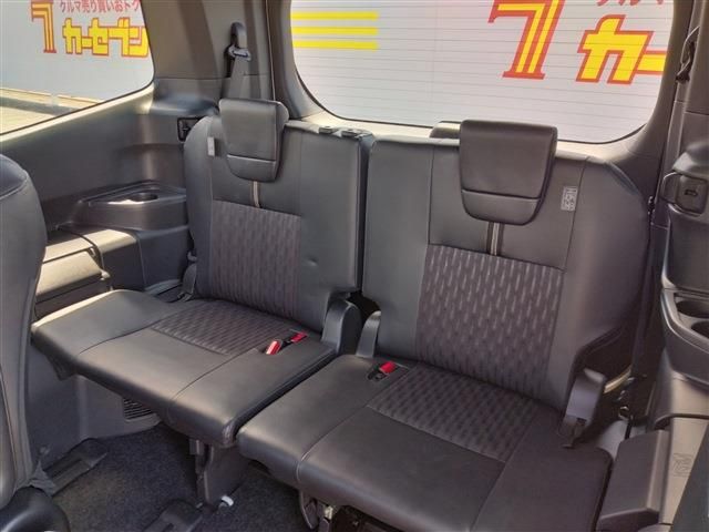 NOAH HYBRID 4WD