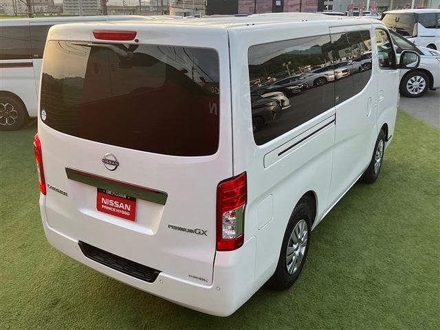 CARAVAN van 2WD