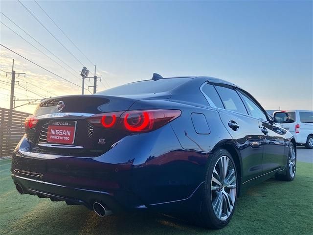 SKYLINE HYBRID 4WD