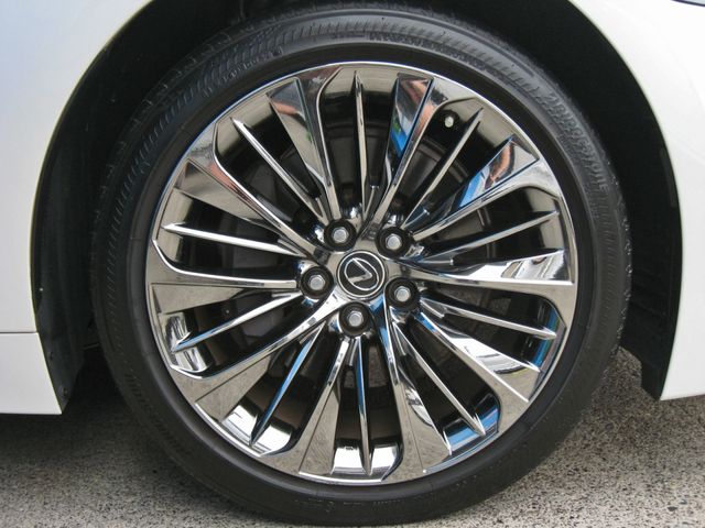 LEXUS LS500