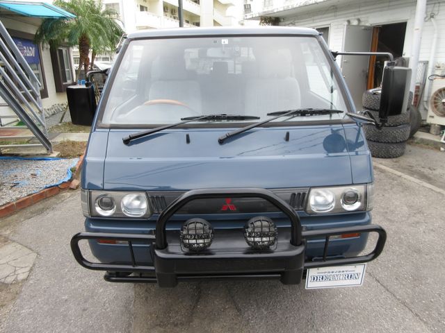 DELICA STARwagon 4WD