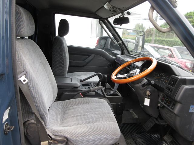 DELICA STARwagon 4WD