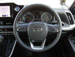 VOXY HYBRID 4WD