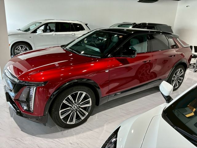 CADILLAC LYRIQ