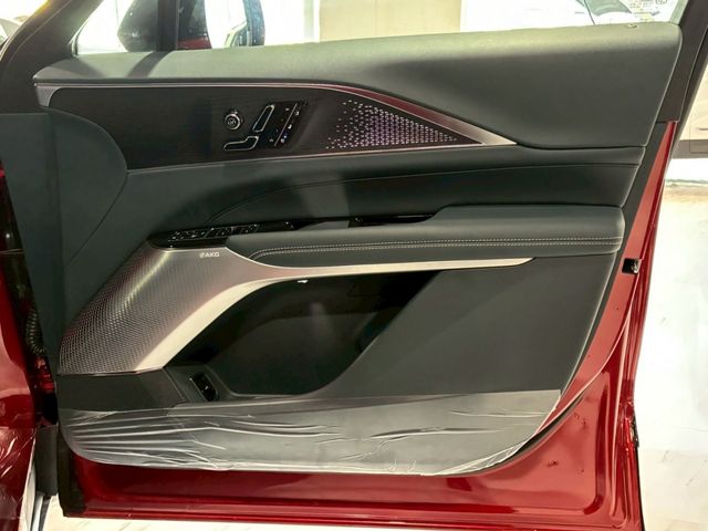 CADILLAC LYRIQ