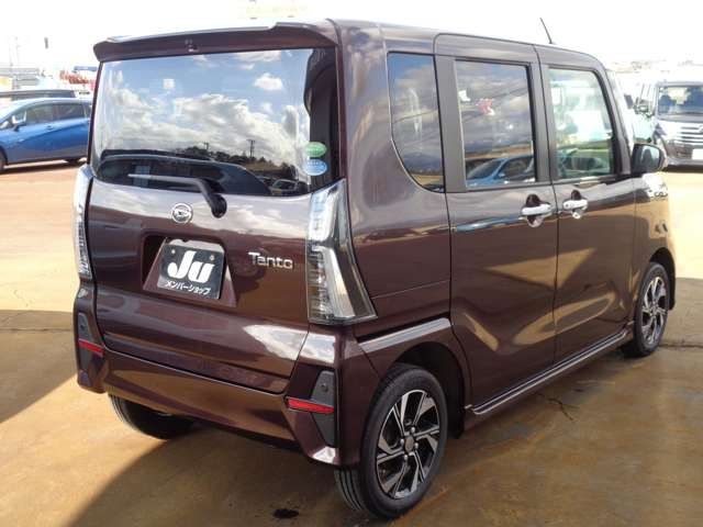TANTO CUSTOM 4WD