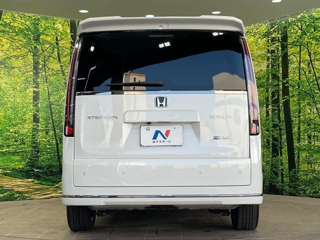 STEPWAGON e:HEV SPADA