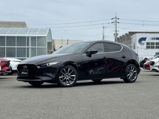 MAZDA3 FASTBACK