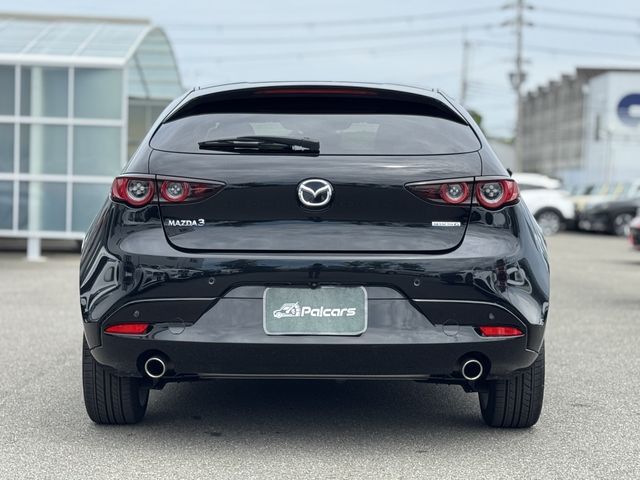 MAZDA3 FASTBACK