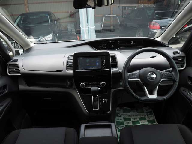 SERENA  S-HYBRID 4WD