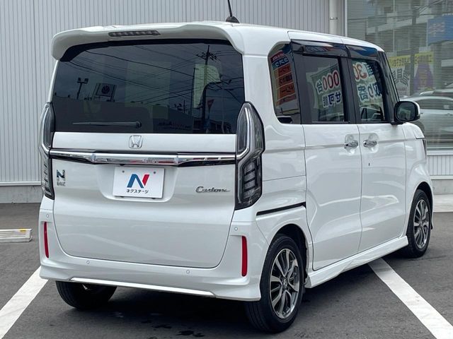 N BOX CUSTOM