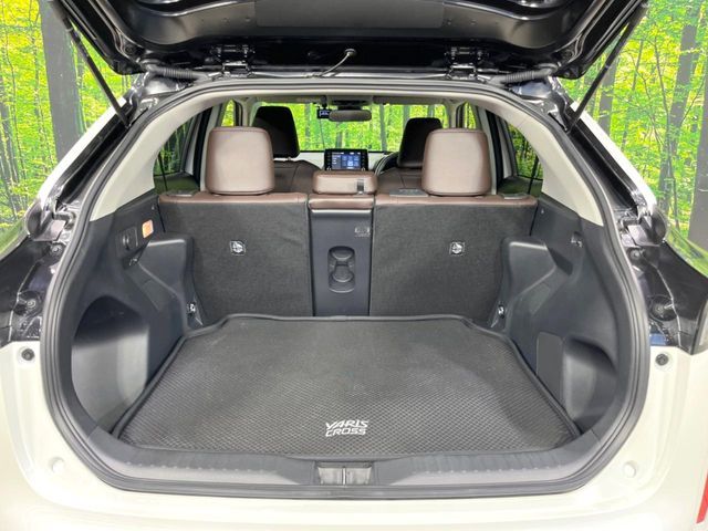 YARIS CROSS HYBRID