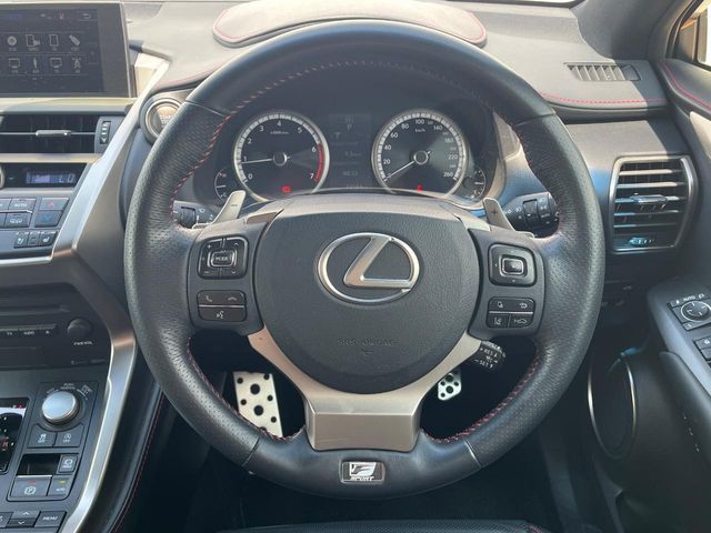LEXUS NX200t