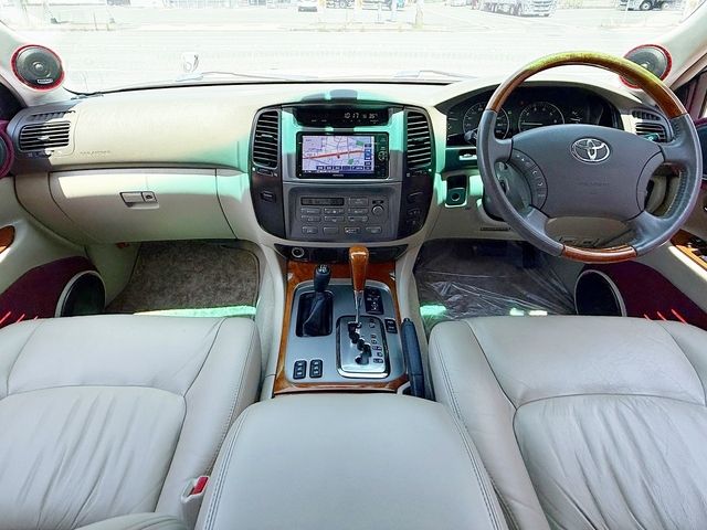 LANDCRUISER wagon