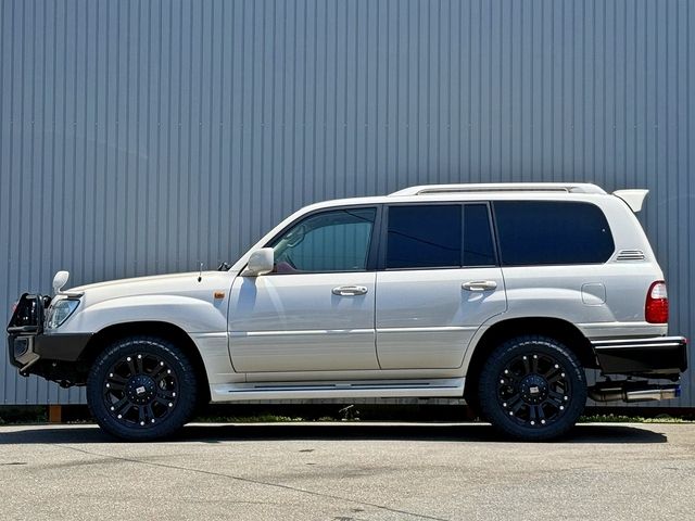 LANDCRUISER wagon