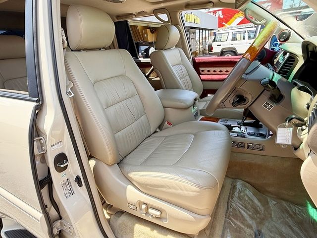 LANDCRUISER wagon