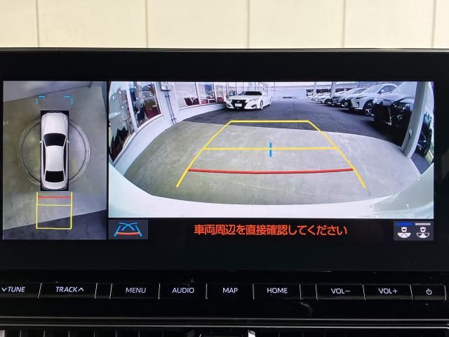 CROWN sedan hybrid 4WD
