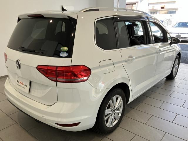 VOLKSWAGEN GOLF TOURAN