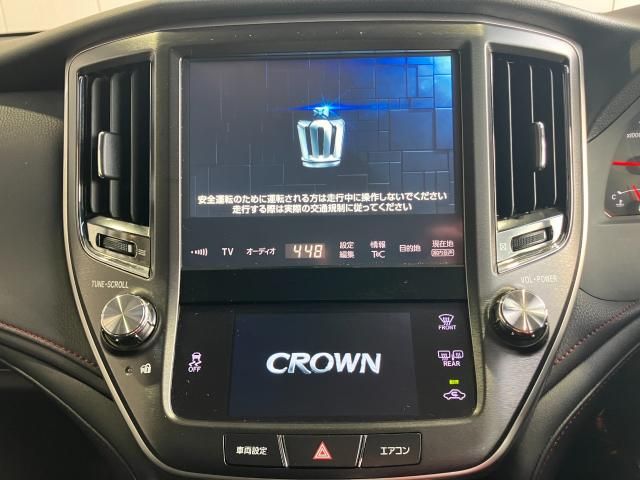 CROWN sedan