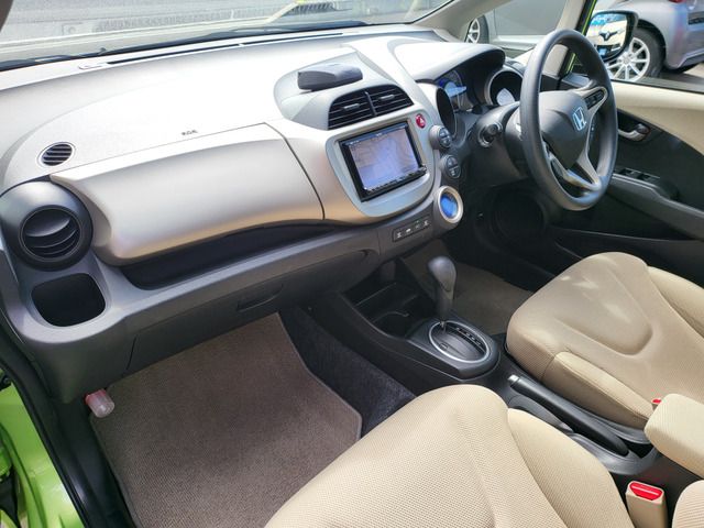 FIT HYBRID