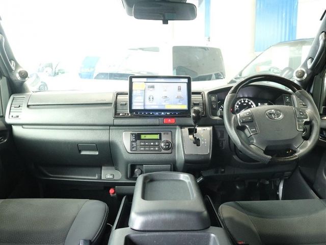 HIACE van 4WD