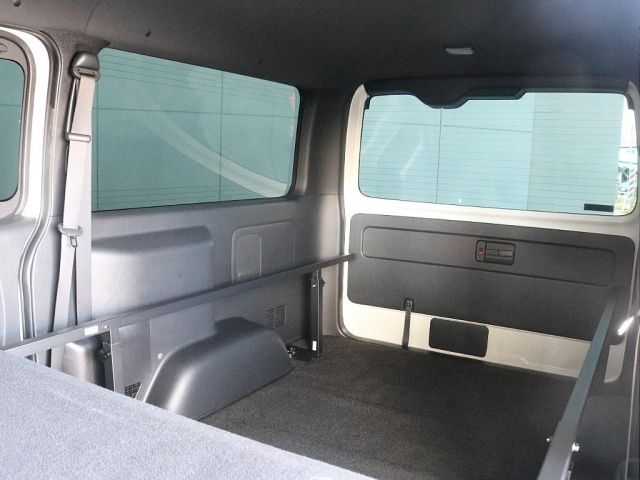 HIACE van 4WD