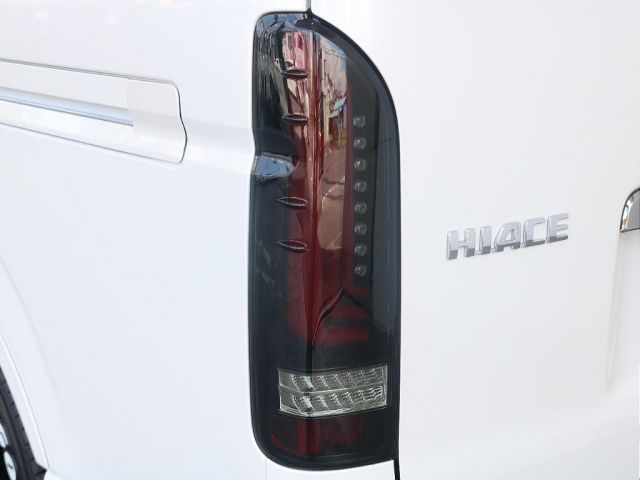 HIACE van 4WD