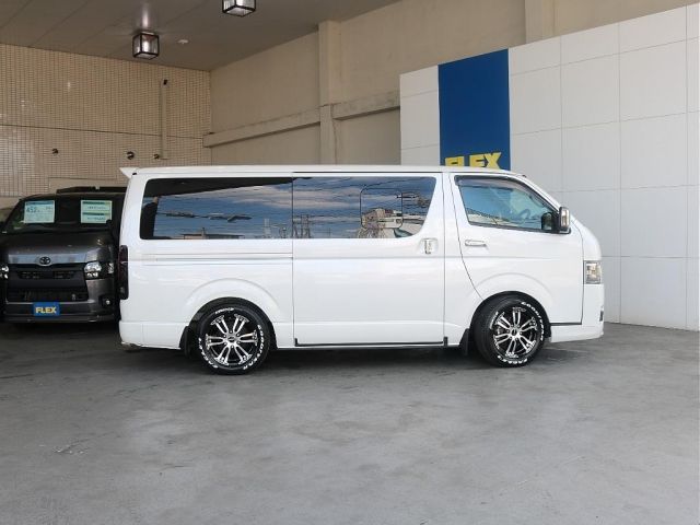 HIACE van 4WD