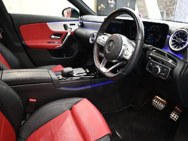 MERCEDES BENZ CLA class