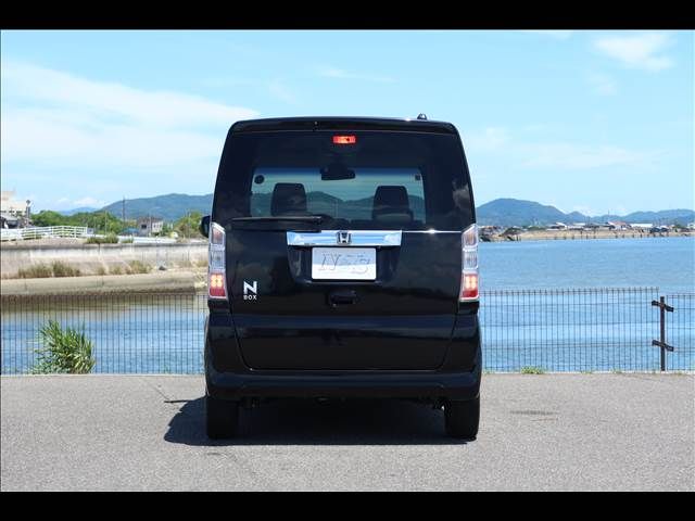 N-BOX
