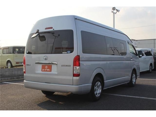 HIACE wagon