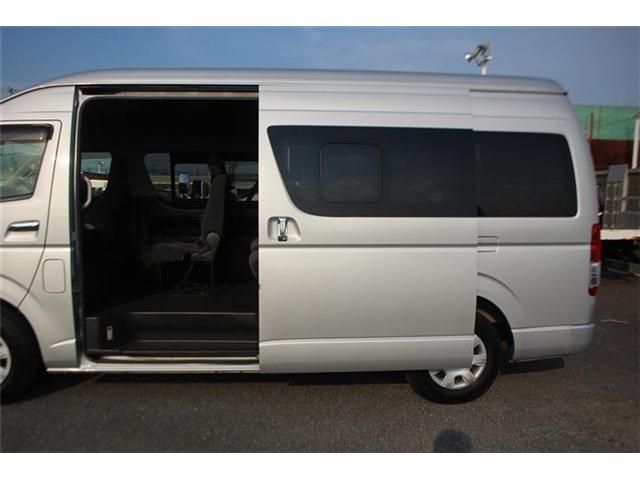 HIACE wagon